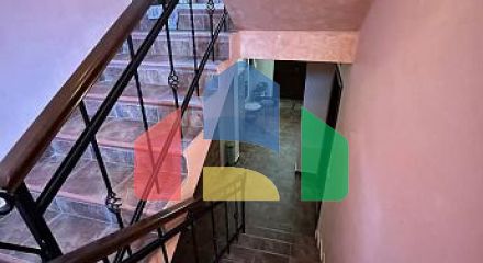 Прекрасный четырехэтажный дом с захватывающим видом на море в Бечичи