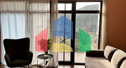 Прекрасный четырехэтажный дом с захватывающим видом на море в Бечичи