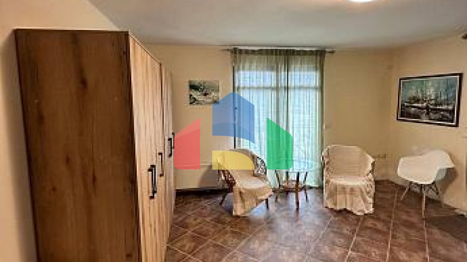 Прекрасный четырехэтажный дом с захватывающим видом на море в Бечичи