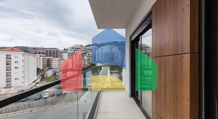 Меблированная двухкомнатная квартира в Бечичах