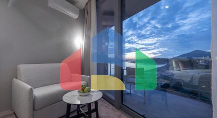 Люкс апартаменты на берегу моря в Бечичи, Будва