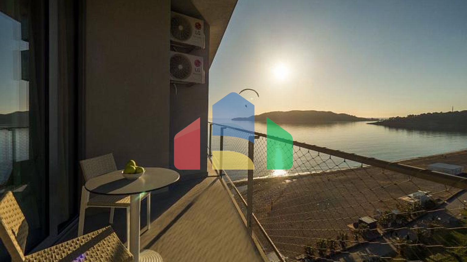 Люкс апартаменты на берегу моря в Бечичи, Будва