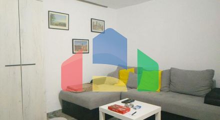 Дом с двумя апартаментами в Бечичи
