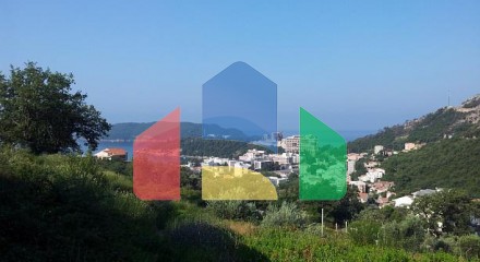 Land in Becici