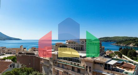 Пентхаус в новостройке в Бечичи у моря