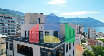 Пентхаус в новостройке в Бечичи у моря