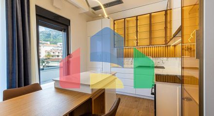 Пентхаус в новостройке в Бечичи у моря