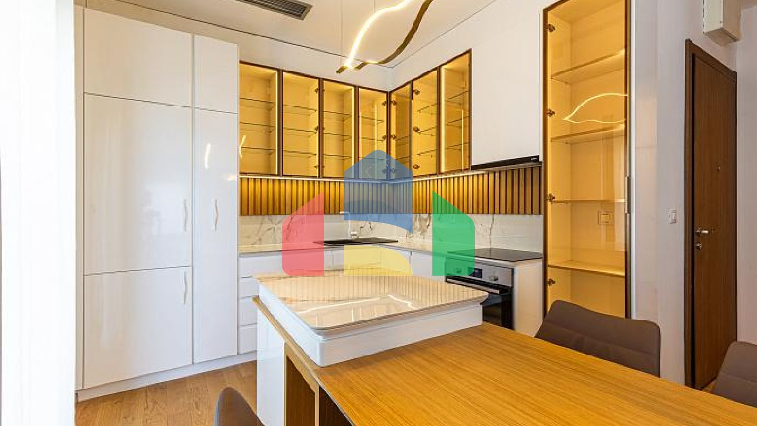 Пентхаус в новостройке в Бечичи у моря