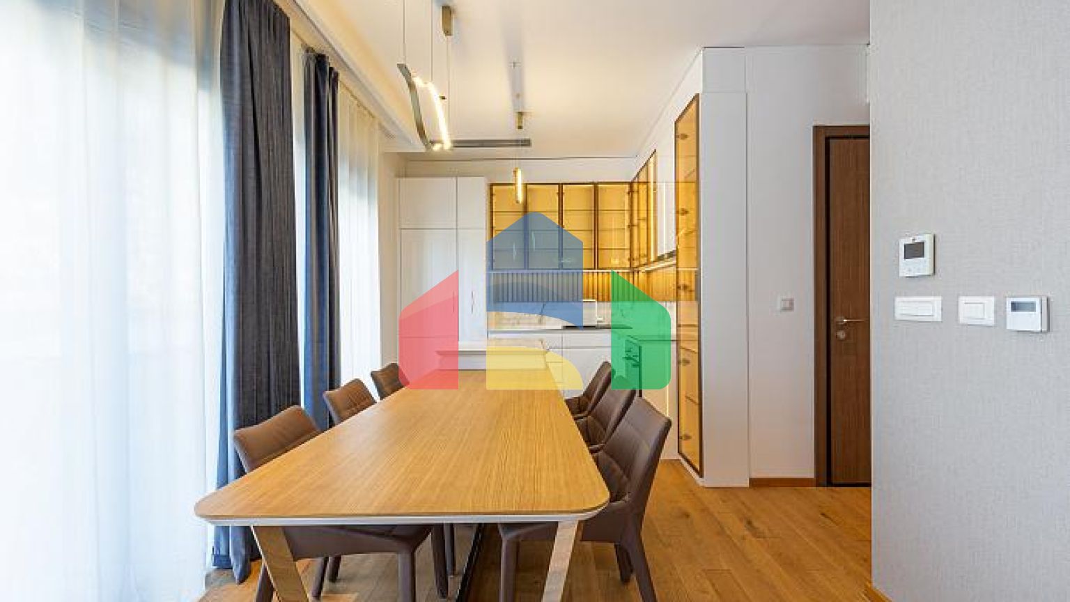 Пентхаус в новостройке в Бечичи у моря