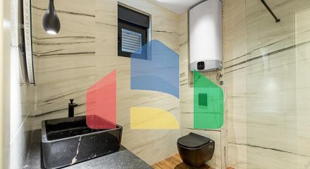 Пентхаус в новостройке в Бечичи у моря