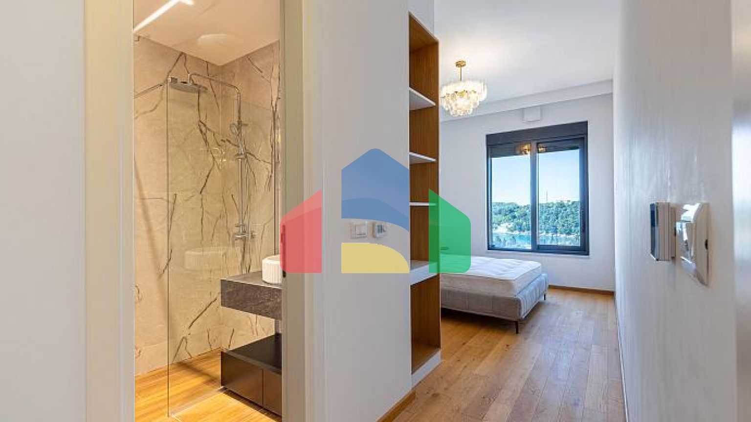 Пентхаус в новостройке в Бечичи у моря