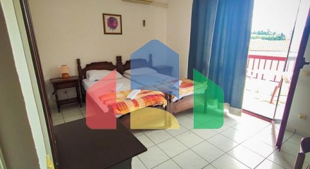 Отель на продажу в Бечичи