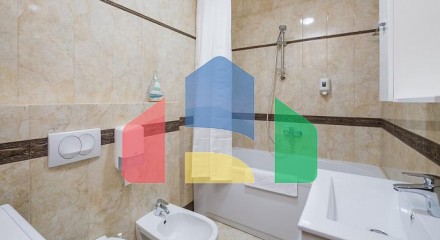 Квартиры в новом комплексе с бассейном в Бечичи