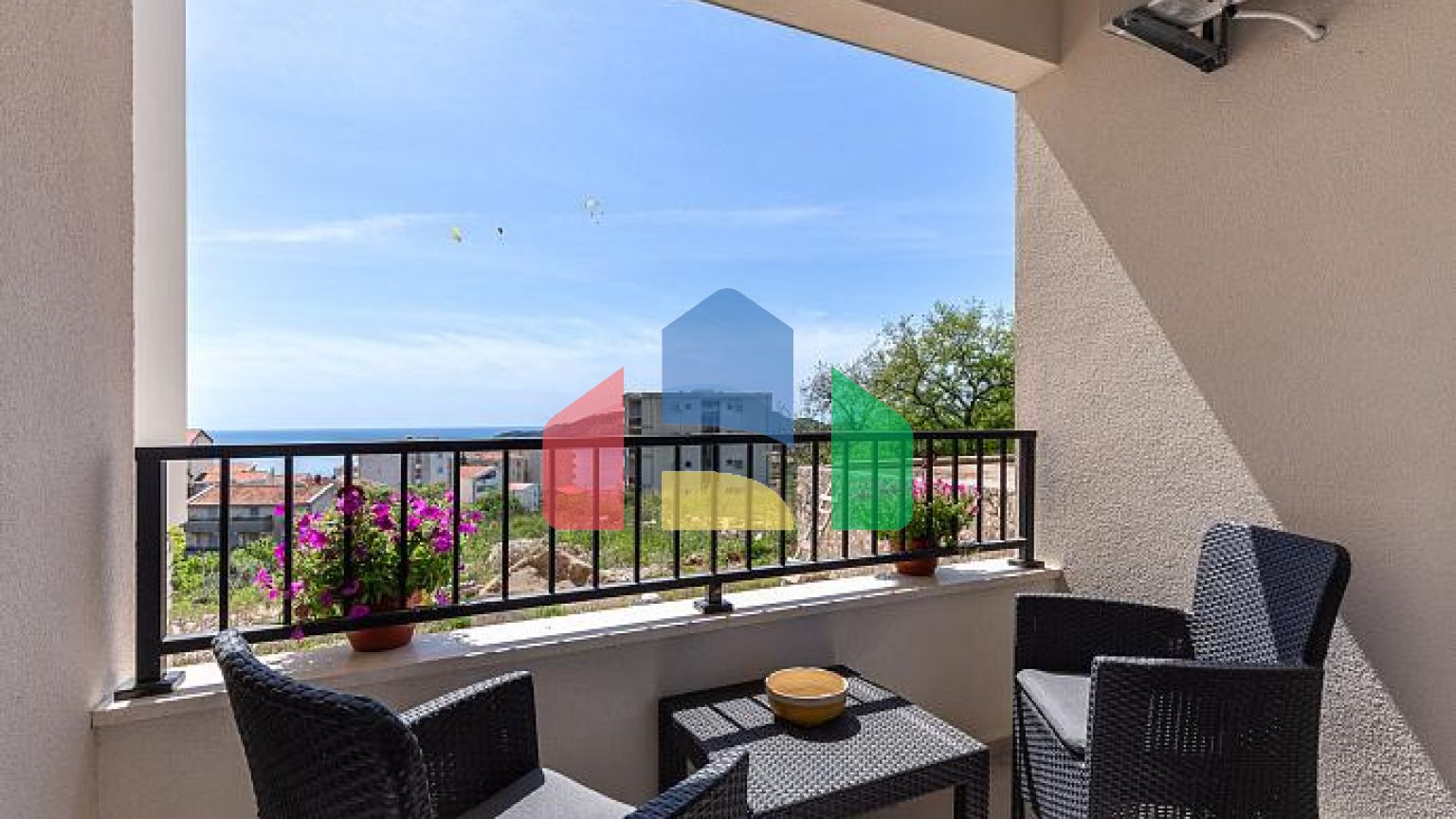 Продаются 2 квартиры в новом комплексе в Бечичи