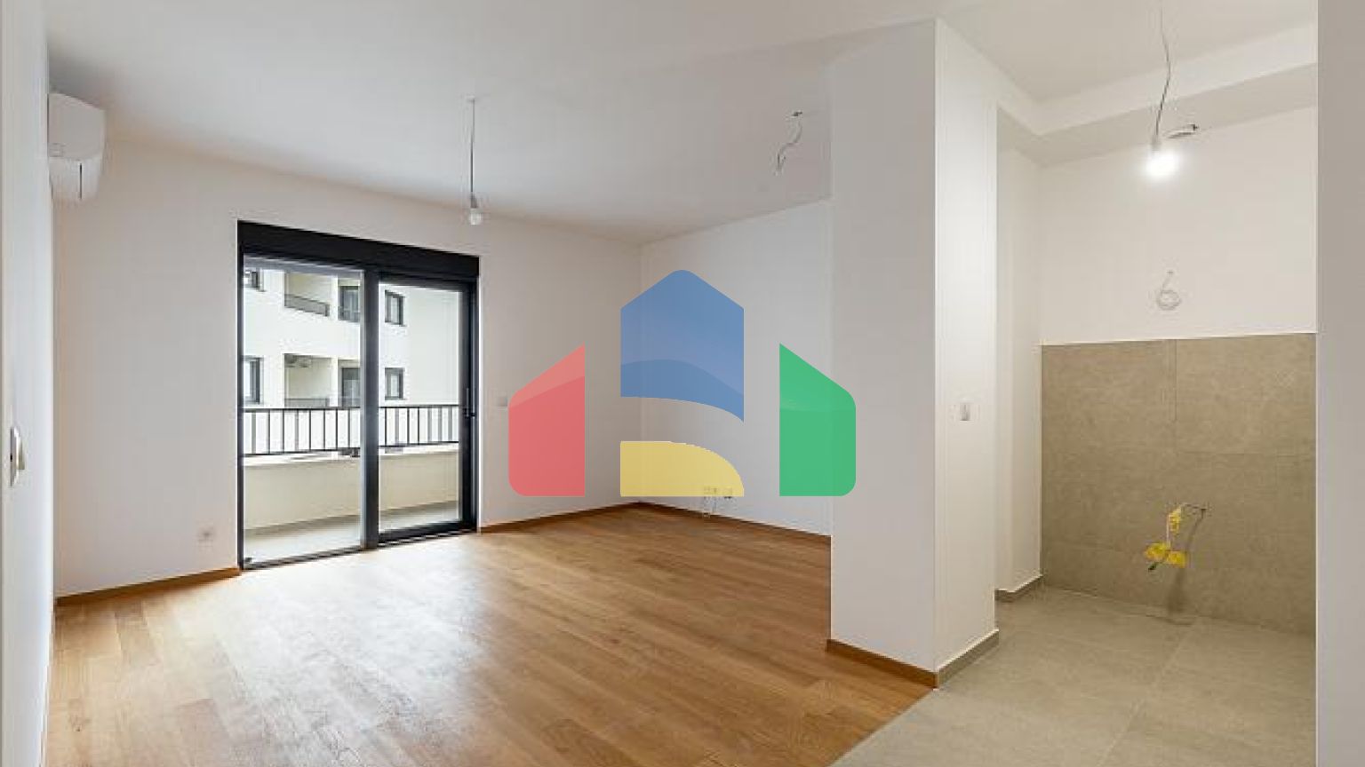 Двухкомнатная квартира в Бечичи с видом на море