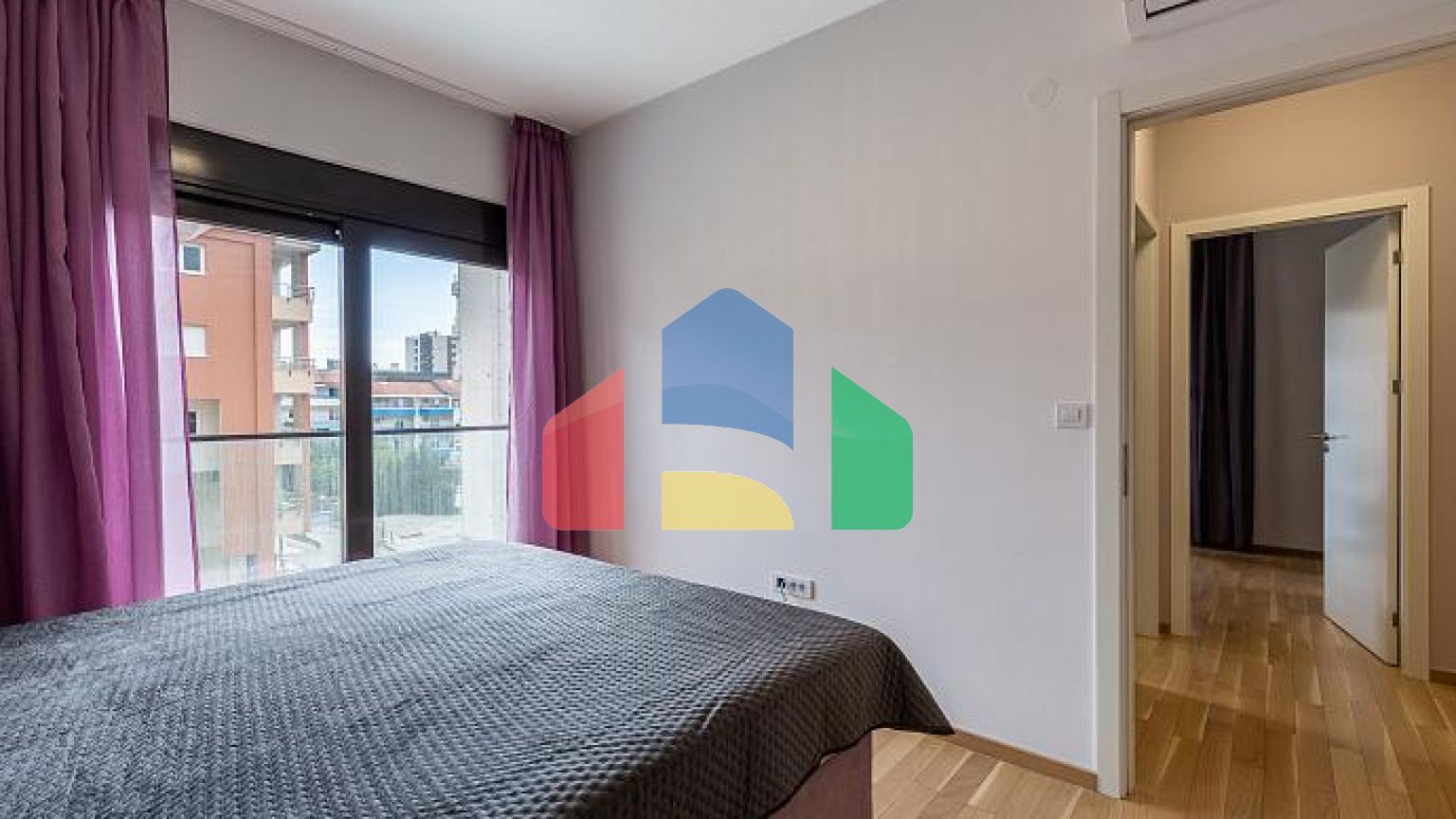 Роскошная двухкомнатная квартира в Бечичах