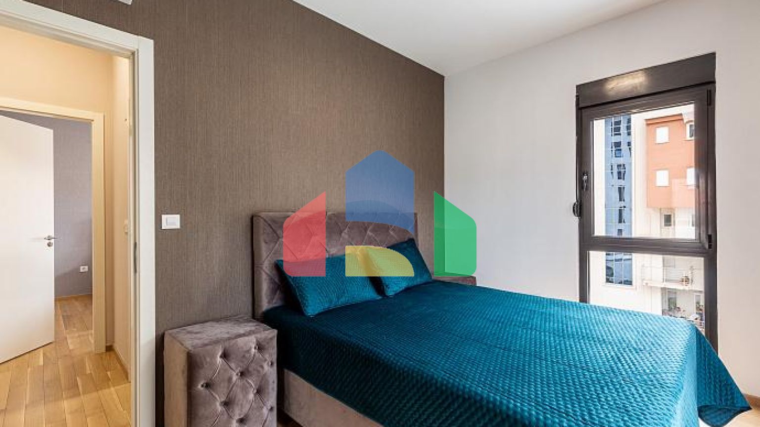 Роскошная двухкомнатная квартира в Бечичах