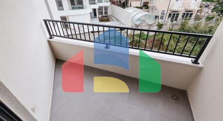 Современная квартира-студия с потрясающим видом на природу