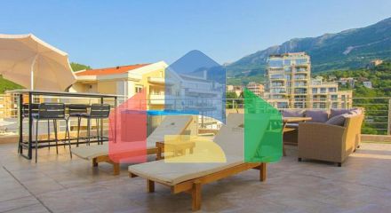 На продажу пентхаус в Бечичи с панорамным видом на море На продажу пентхаус в Бечичи с панорамным видом на море