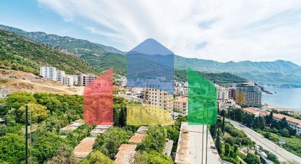 Квартира с двумя спальными комнатами и видом на море в Бечичи