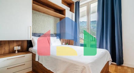 Квартира с двумя спальными комнатами и видом на море в Бечичи