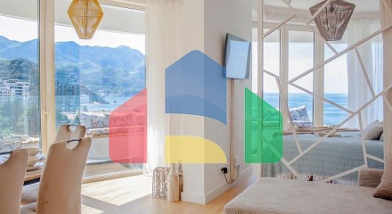 Luxurious Two-Bedroom Apartment with Expansive Terrace in Bečići