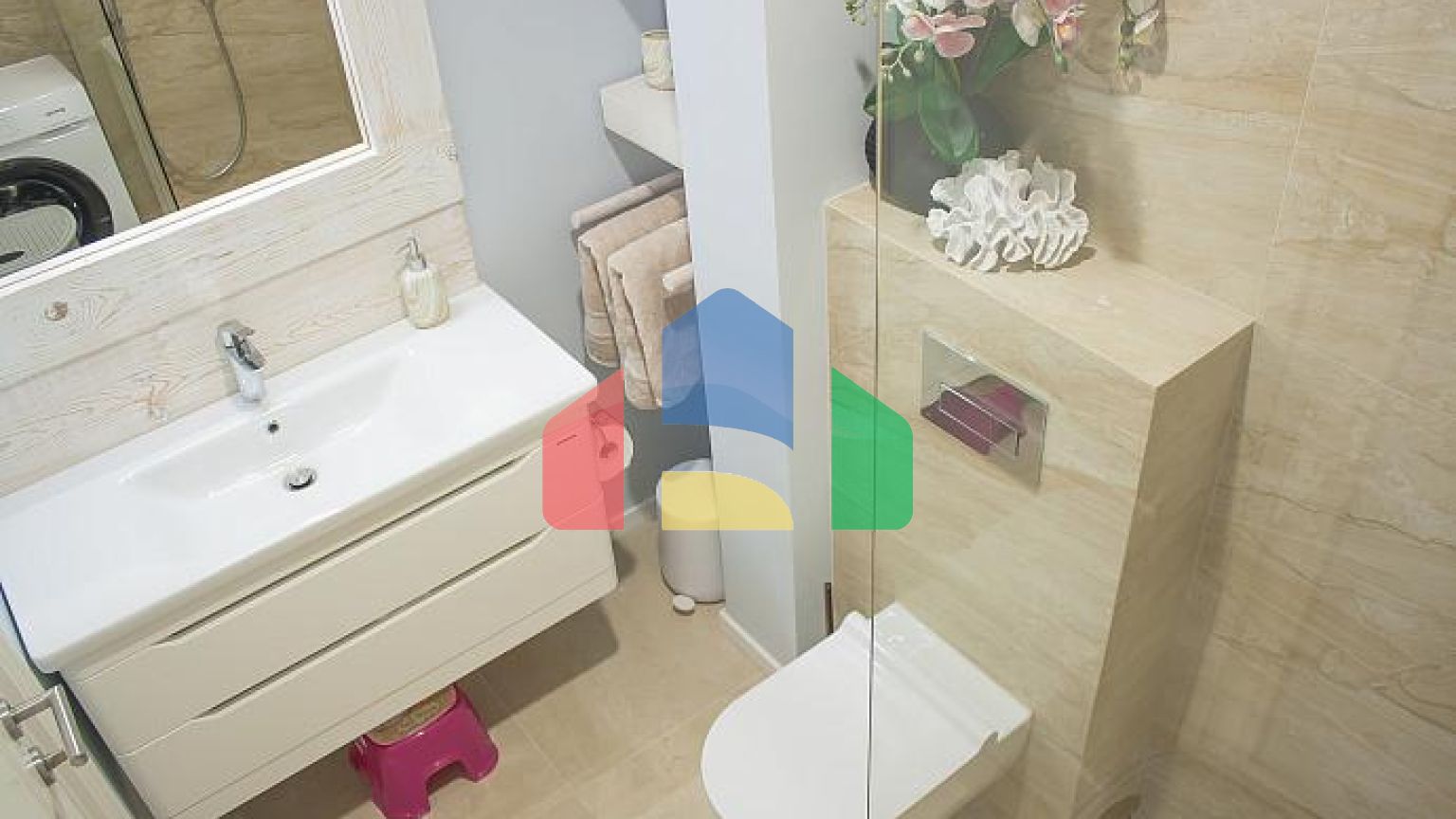 Роскошная двухкомнатная квартира с просторной террасой в Бечичи