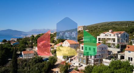 Двухспальный апартамент с просторной террасой у моря в живописном заливе Бигово Двухспальный апартамент с просторной террасой у моря в живописном заливе Бигово