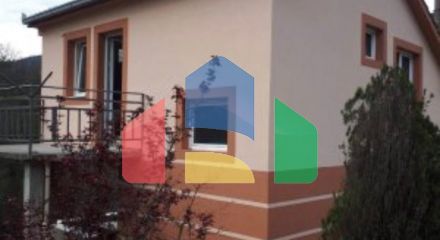 Двухкомнатный дом, находится в уютном и тихом месте района Биела.