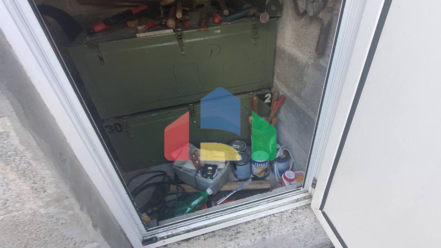 Двухкомнатный дом, находится в уютном и тихом месте района Биела.