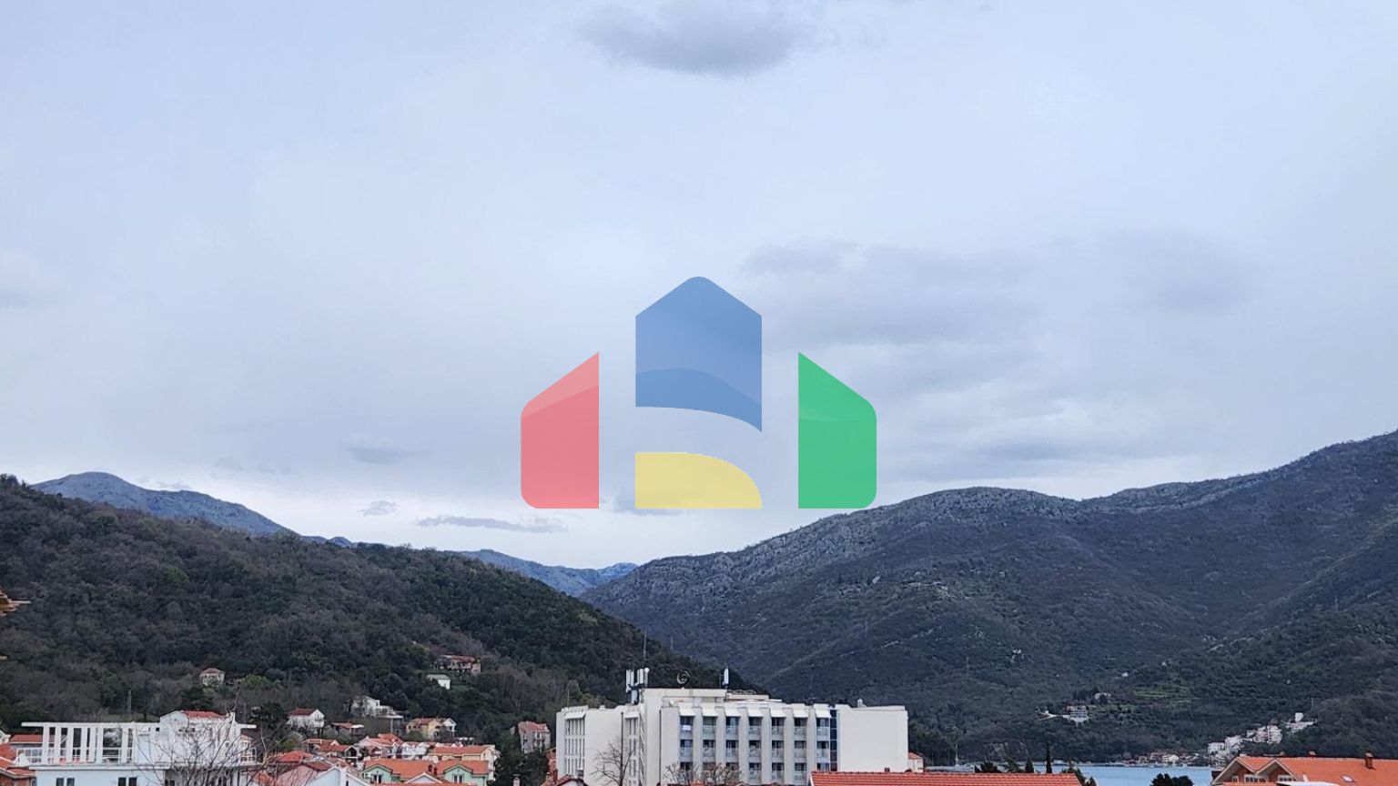 Отель в районе Биела, город Герцег Нови