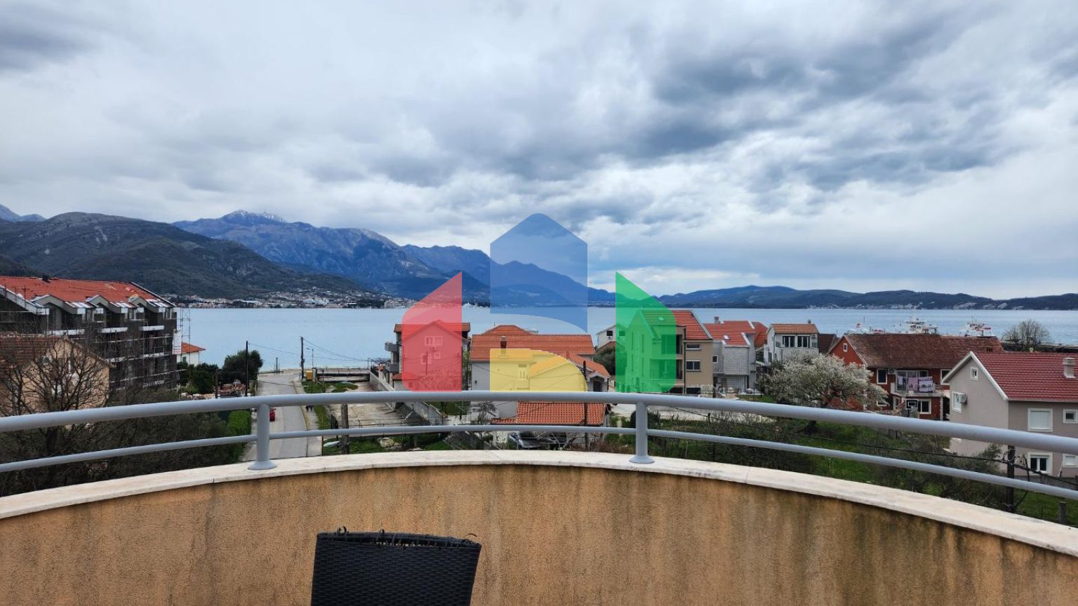 Отель в районе Биела, город Герцег Нови