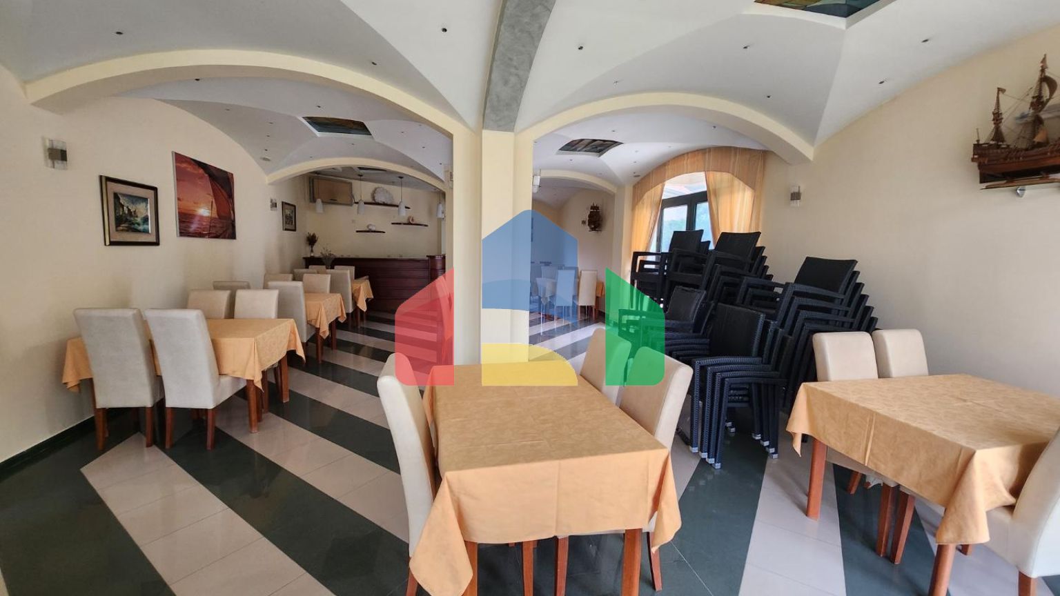 Отель в районе Биела, город Герцег Нови