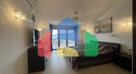 Продается квартира в Биеле с видом на море