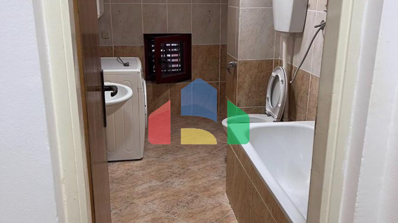 Квартира-дуплекс в Будве с 4 спальнями