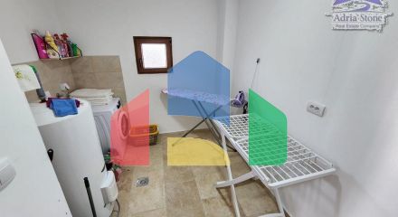 Каменная вилла в медитеранском стиле