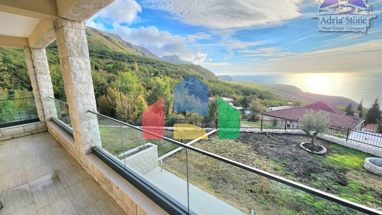 Каменная вилла в медитеранском стиле