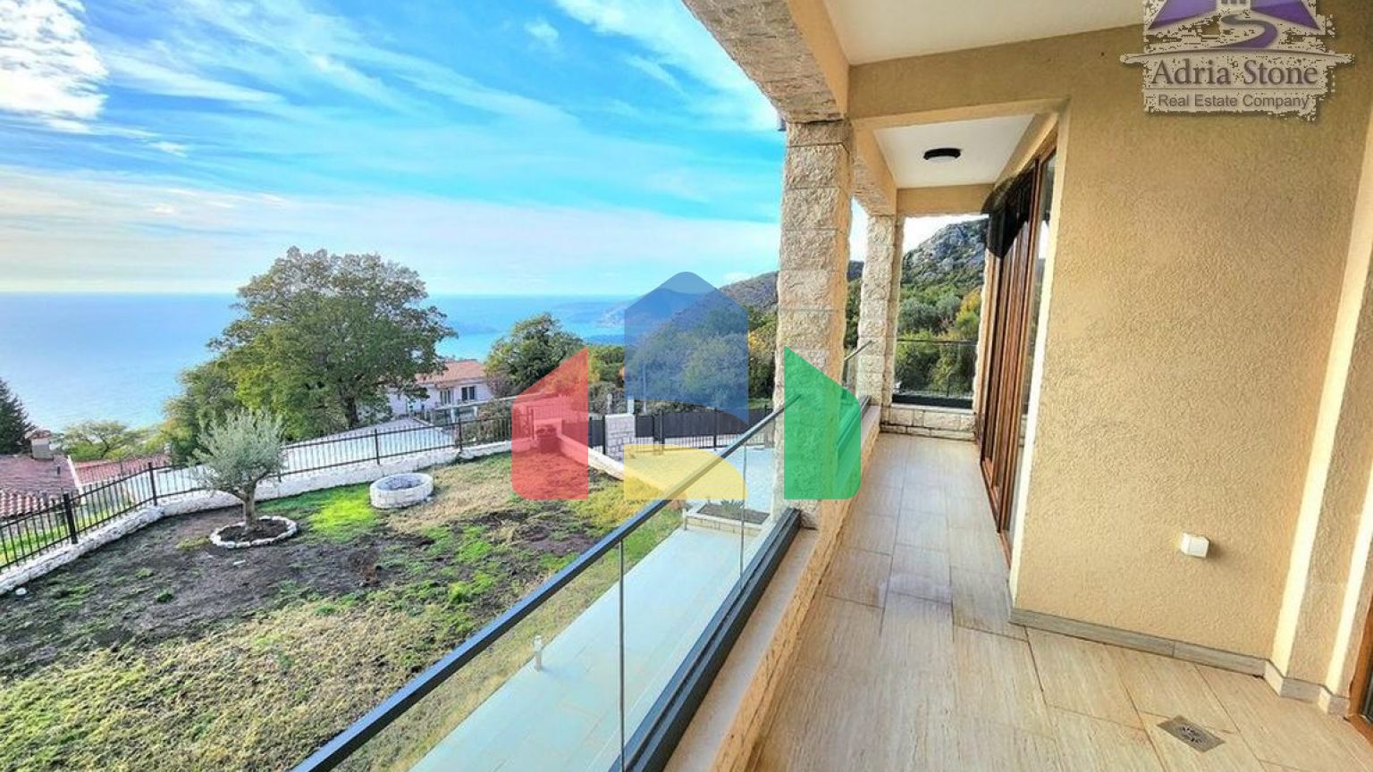 Каменная вилла в медитеранском стиле