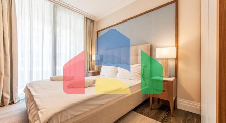 Роскошный дизайнерский пентхаус с тремя спальнями