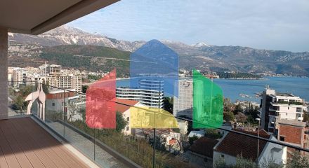 Apartment in a complex with a swimming pool and panoramic views in Budva.