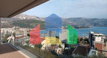 Apartment in a complex with a swimming pool and panoramic views in Budva.