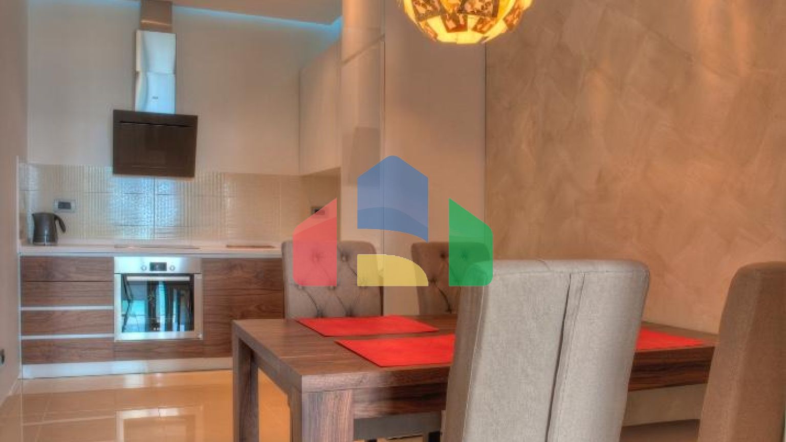 Квартира с 2 спальнями в Будве TQ Plaza