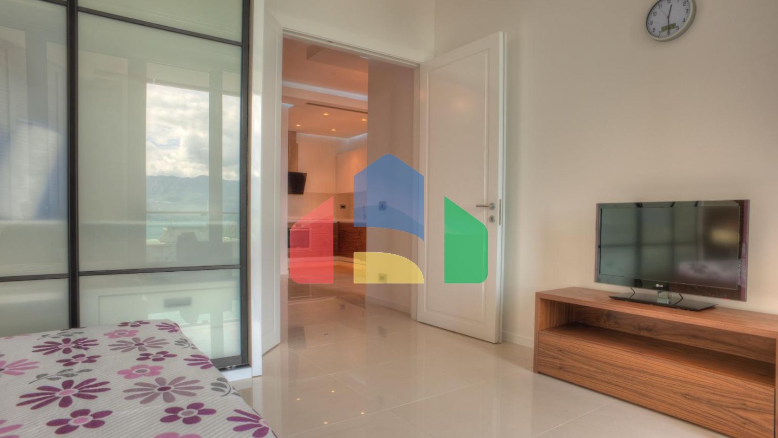 Квартира с 2 спальнями в Будве TQ Plaza