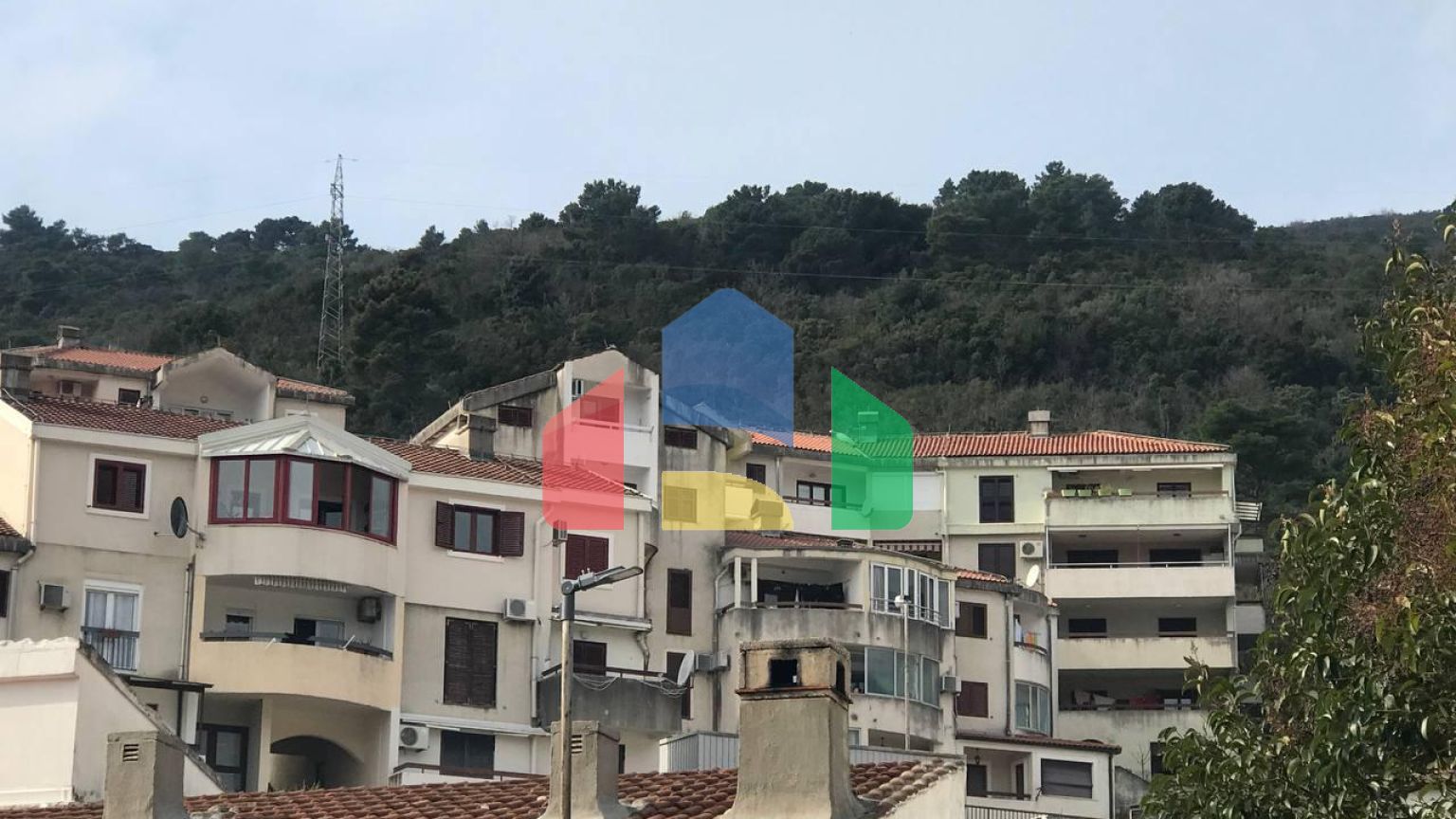 Квартира с 2 спалнями в Будве ( Дубовица)