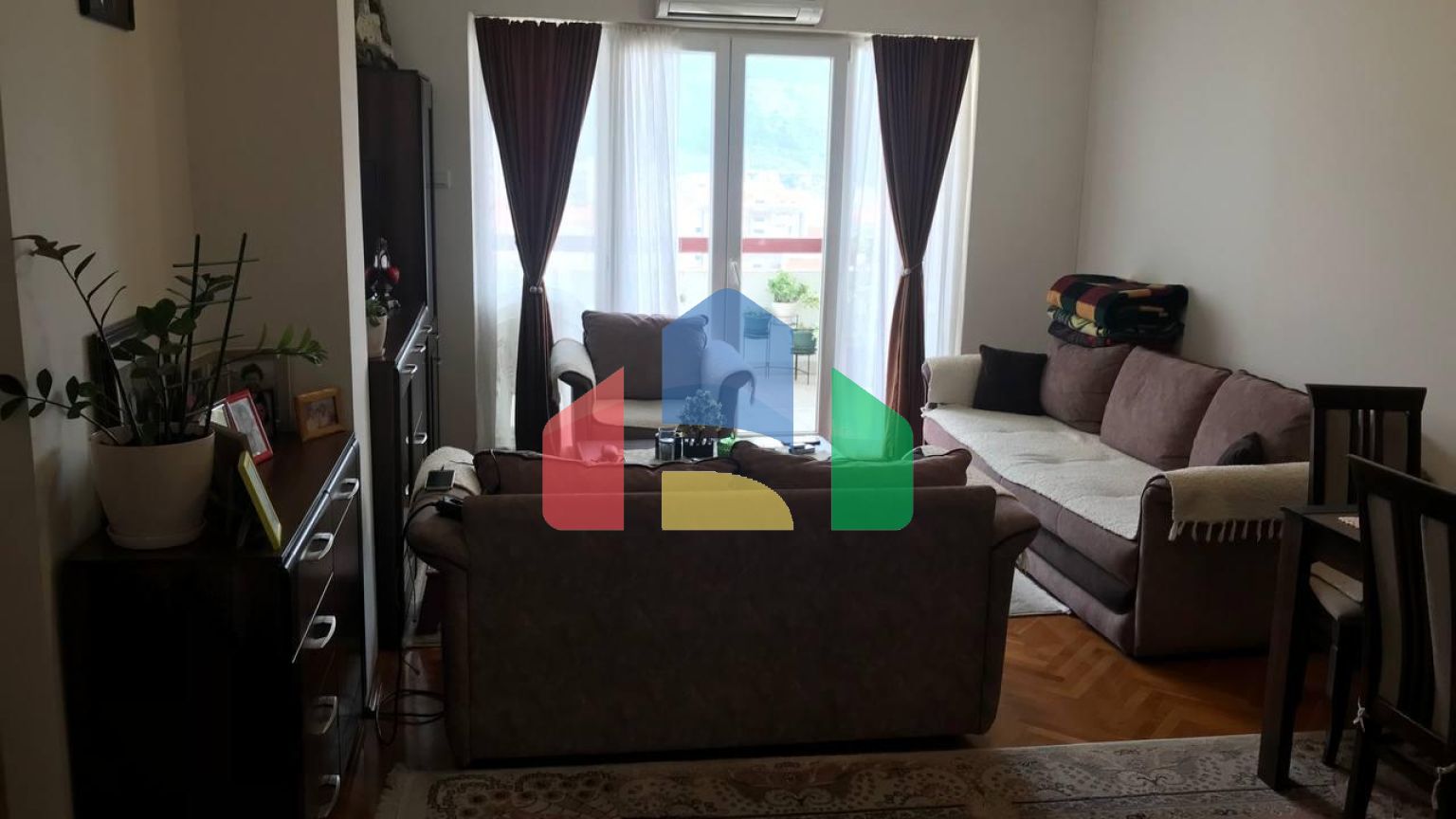 Квартира с 2 спалнями в Будве ( Дубовица)