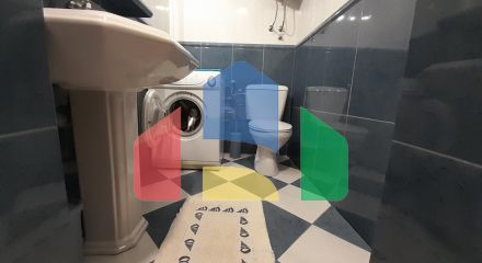 Современная меблированная квартира с двумя спальнями