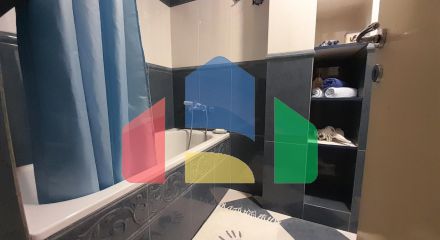 Современная меблированная квартира с двумя спальнями