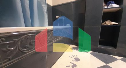 Современная меблированная квартира с двумя спальнями