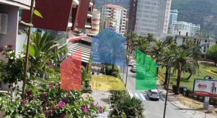 Современная меблированная квартира с двумя спальнями