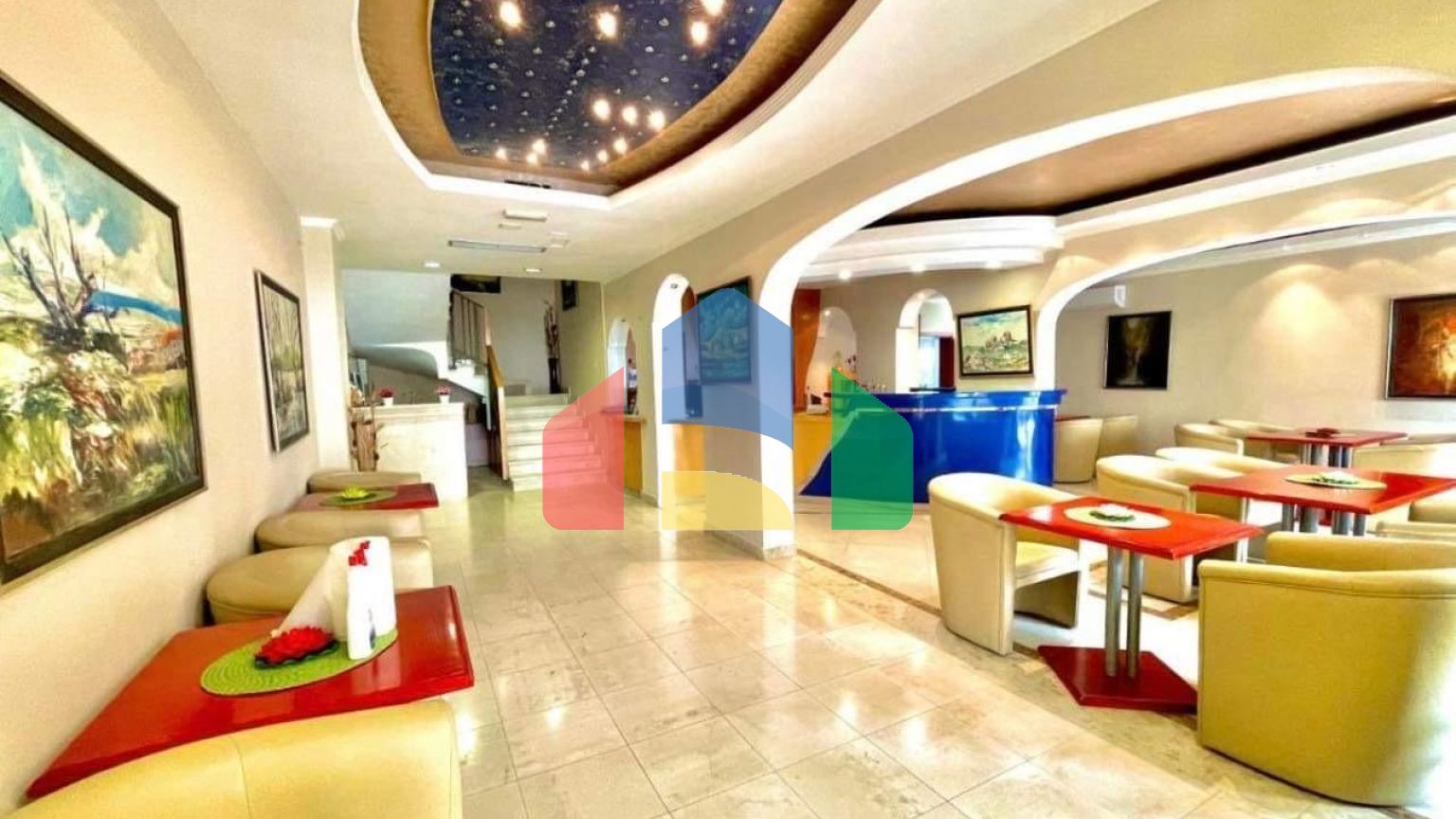 Отель в Будве на 27 номеров